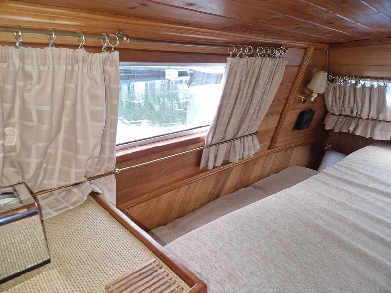 Marque Narrowboats - 37ft Cruiser Stern called Deltic