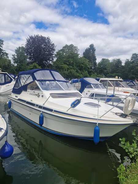 Fairline - 24