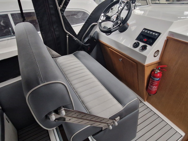 Viking - 275 HiLine Spec called Corentyne Queen