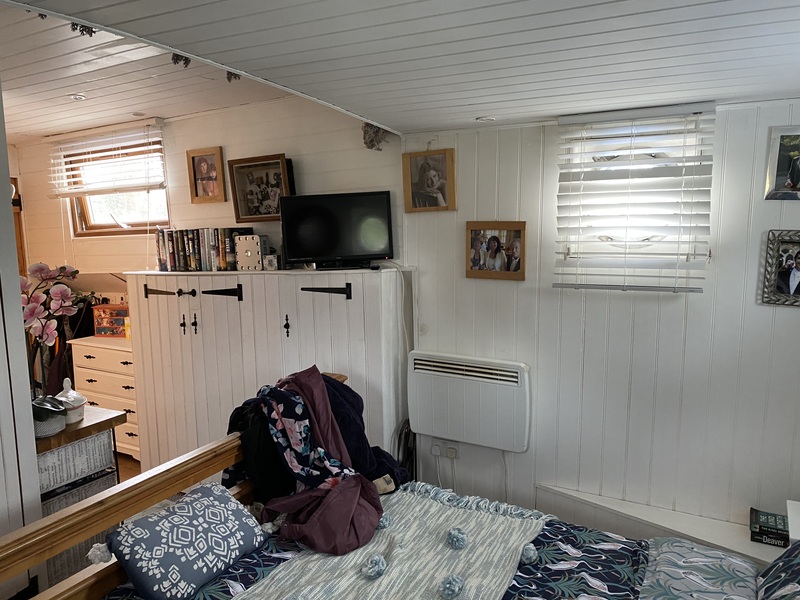 Barge - Houseboat