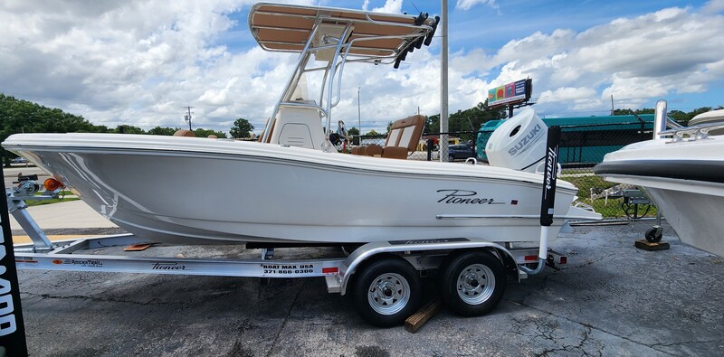 Pioneer - 202 Sportfish