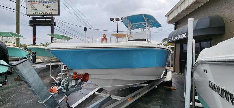 Nautic Star - 231 Hybrid