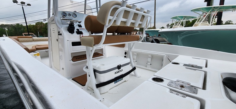 Nautic Star - 231 Hybrid