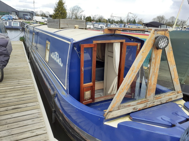 Liverpool Boats - 58ft Cruiser Stern narrowboat called Twilight