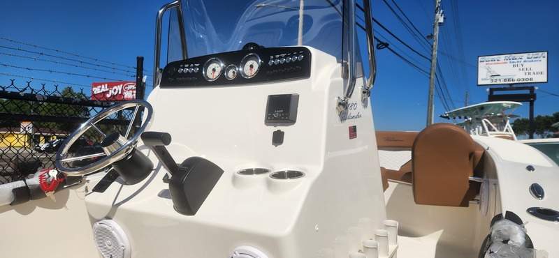 Pioneer - 180 Islander