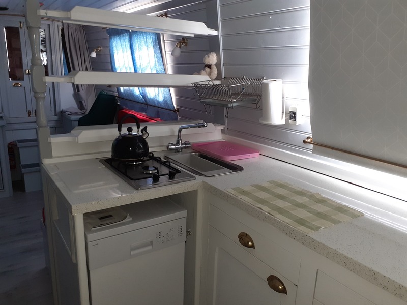 Gary Gorton - 60ft narrowboat Lady Dorothy