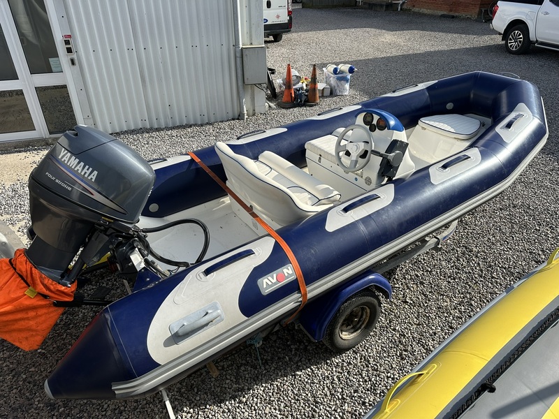 Avon - Adventure 450