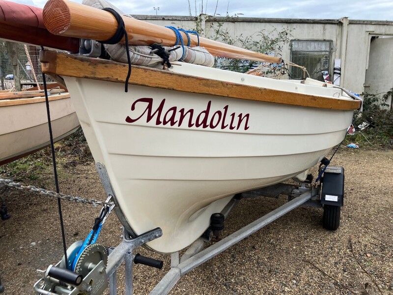 Character Boats - Post Boat