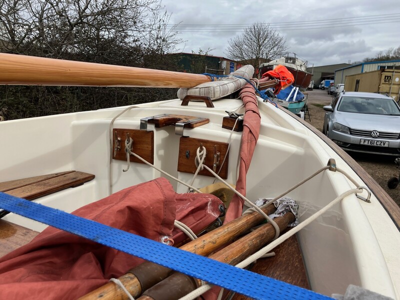 Character Boats - Post Boat