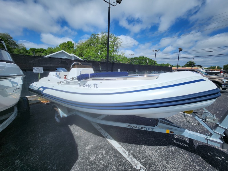 Nautilus - AB Inflatable 17 DLX