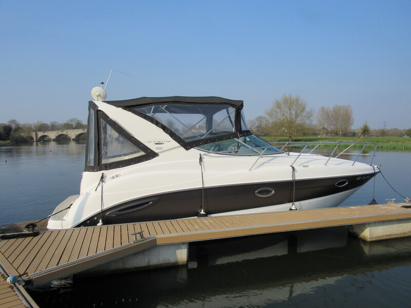 Maxum - 2700 SE