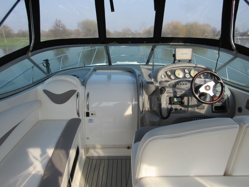 Maxum - 2700 SE