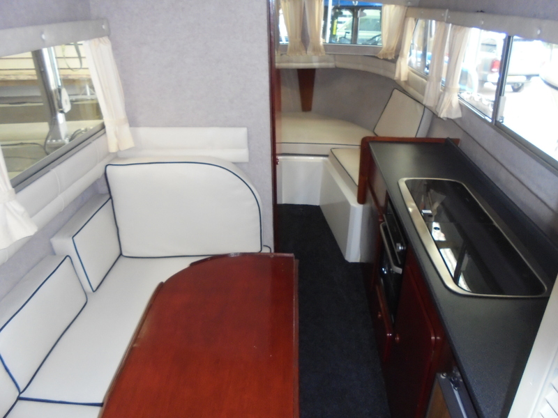 Viking - 32 Narrow Beam called Spirit of Advernture