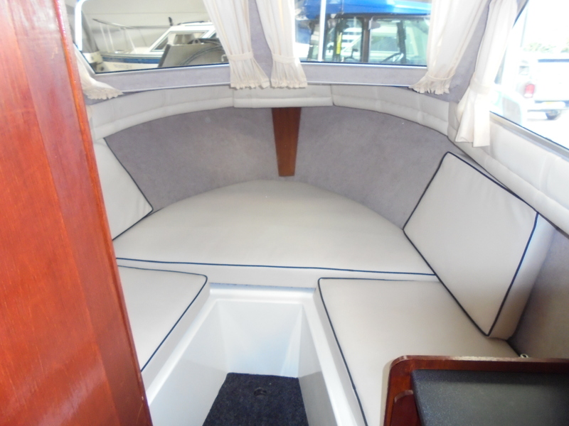 Viking - 32 Narrow Beam called Spirit of Advernture