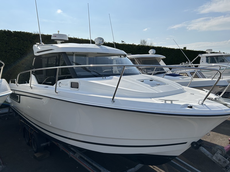 Jeanneau - Merry Fisher 795