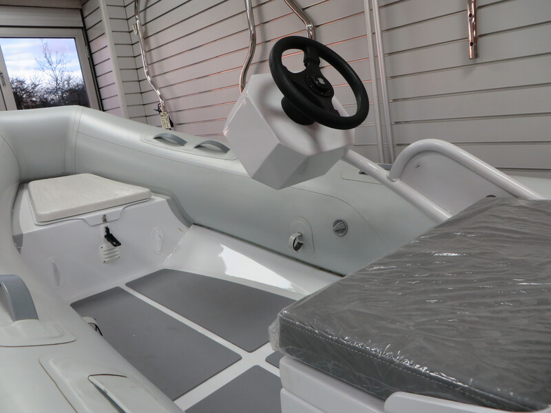AB Inflatables - 12 AL/BL
