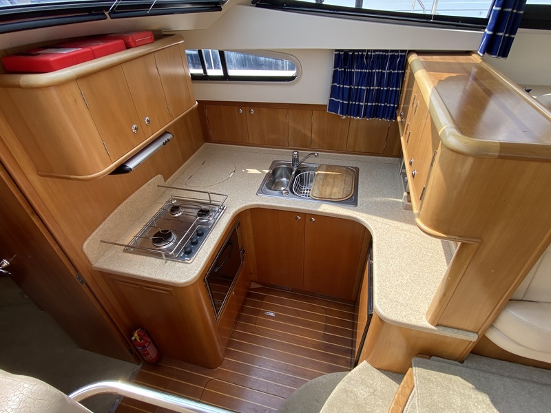 Broom Boats - 39kl 2+2