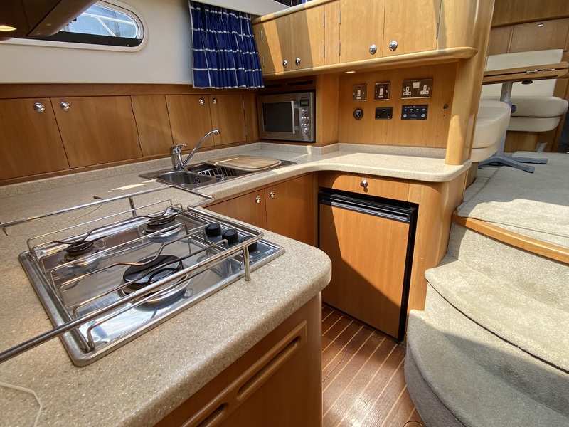 Broom Boats - 39kl 2+2