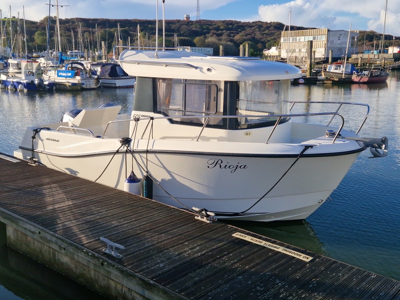 Quicksilver - CAPTUR 605 PILOTHOUSE