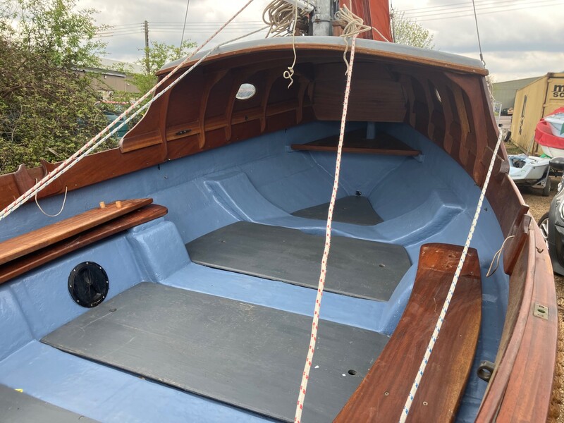 Character Boat - Post Boat Cuddy