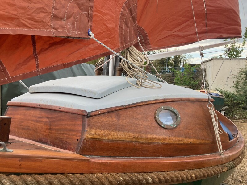 Character Boat - Post Boat Cuddy