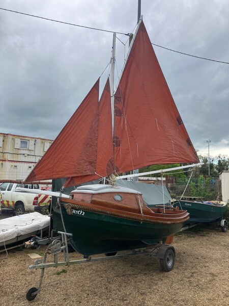 Character Boat - Post Boat Cuddy