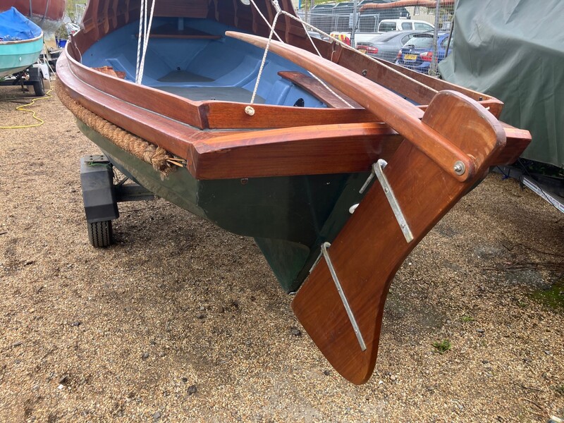 Character Boat - Post Boat Cuddy