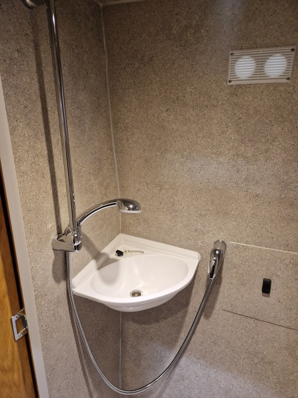 Viking - 260 Wide Beam HiLine Spec