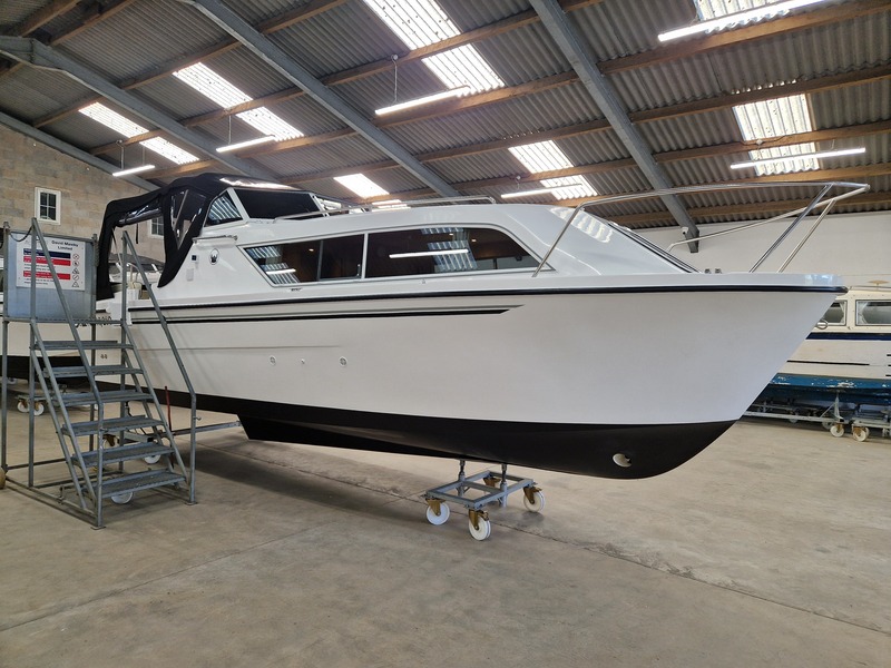 Viking - 260 Wide Beam HiLine Spec