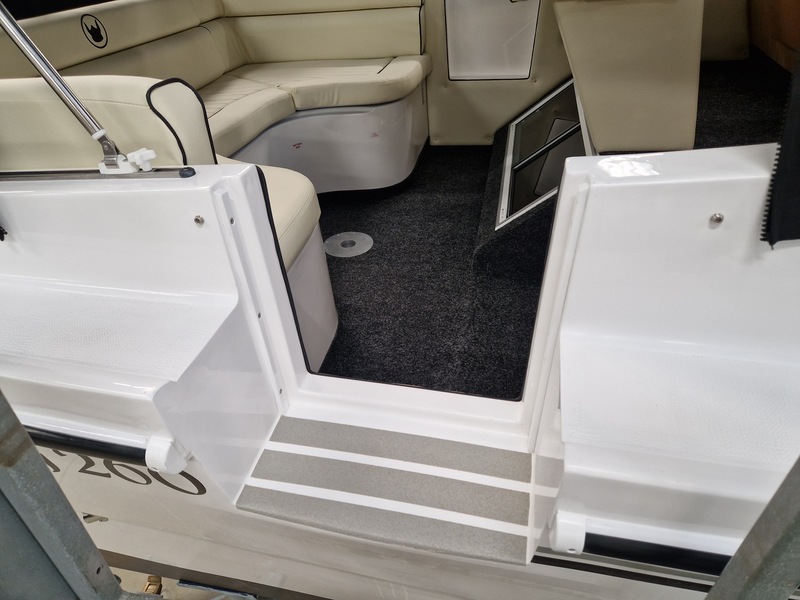 Viking - 260 Wide Beam HiLine Spec