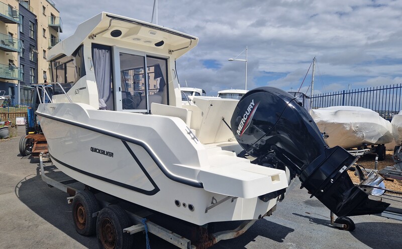Quicksilver - Captur 625 Pilothouse