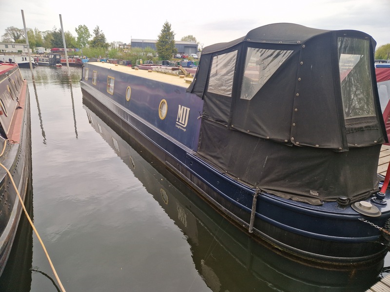 Stourport Canal Craft - 57ft Cruiser Stern called Mij