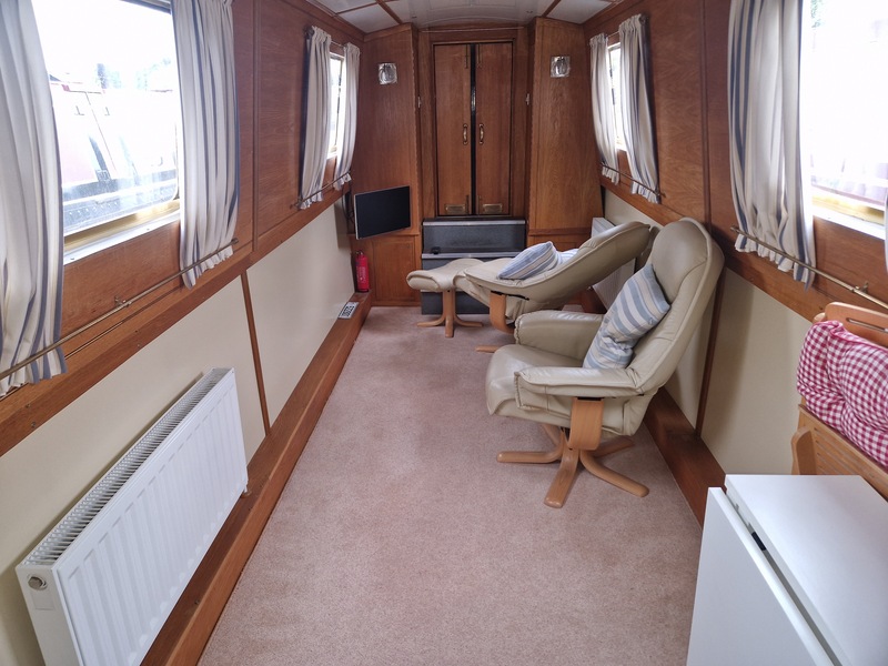 Stourport Canal Craft - 57ft Cruiser Stern called Mij