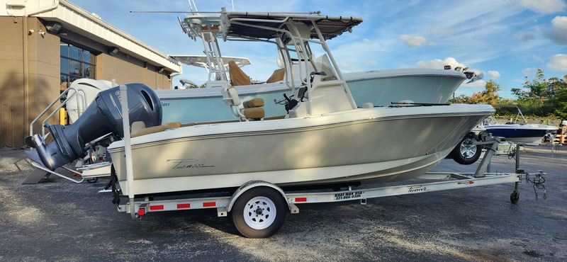Pioneer - 202 Islander