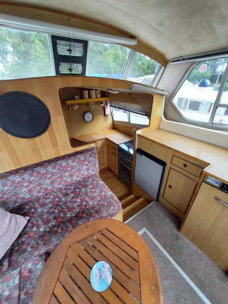 Sheerline - 950 Center cockpit