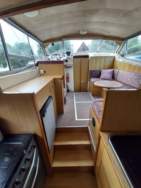 Sheerline - 950 Center cockpit